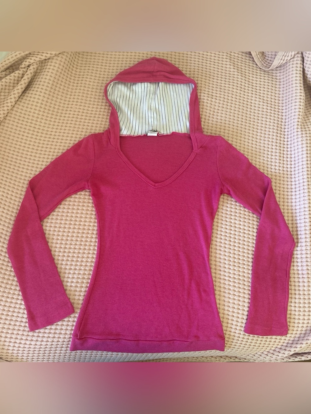 Fearless y2k hot pink long sleeve with hood